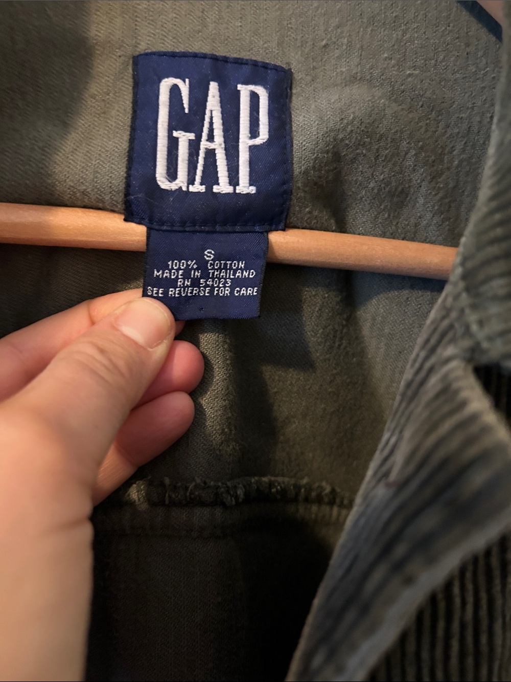 Vintage GAP Dark Olive Corduroy cropped Jacket - Picture 2 of 3